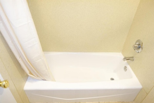 Tropic Lodge image 22