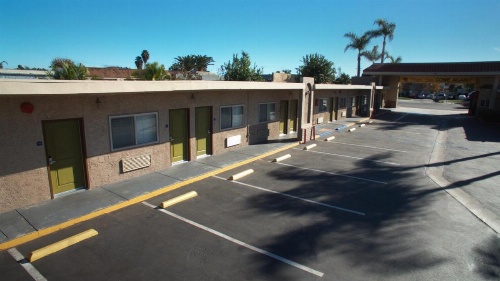 Tropic Lodge image 31